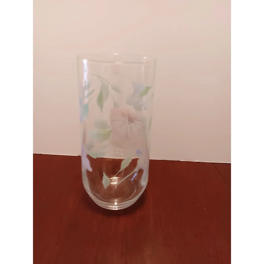 Vintage Set of 4 Floral 14 oz Drinking Glasses Blue Pink Flower Tumblers